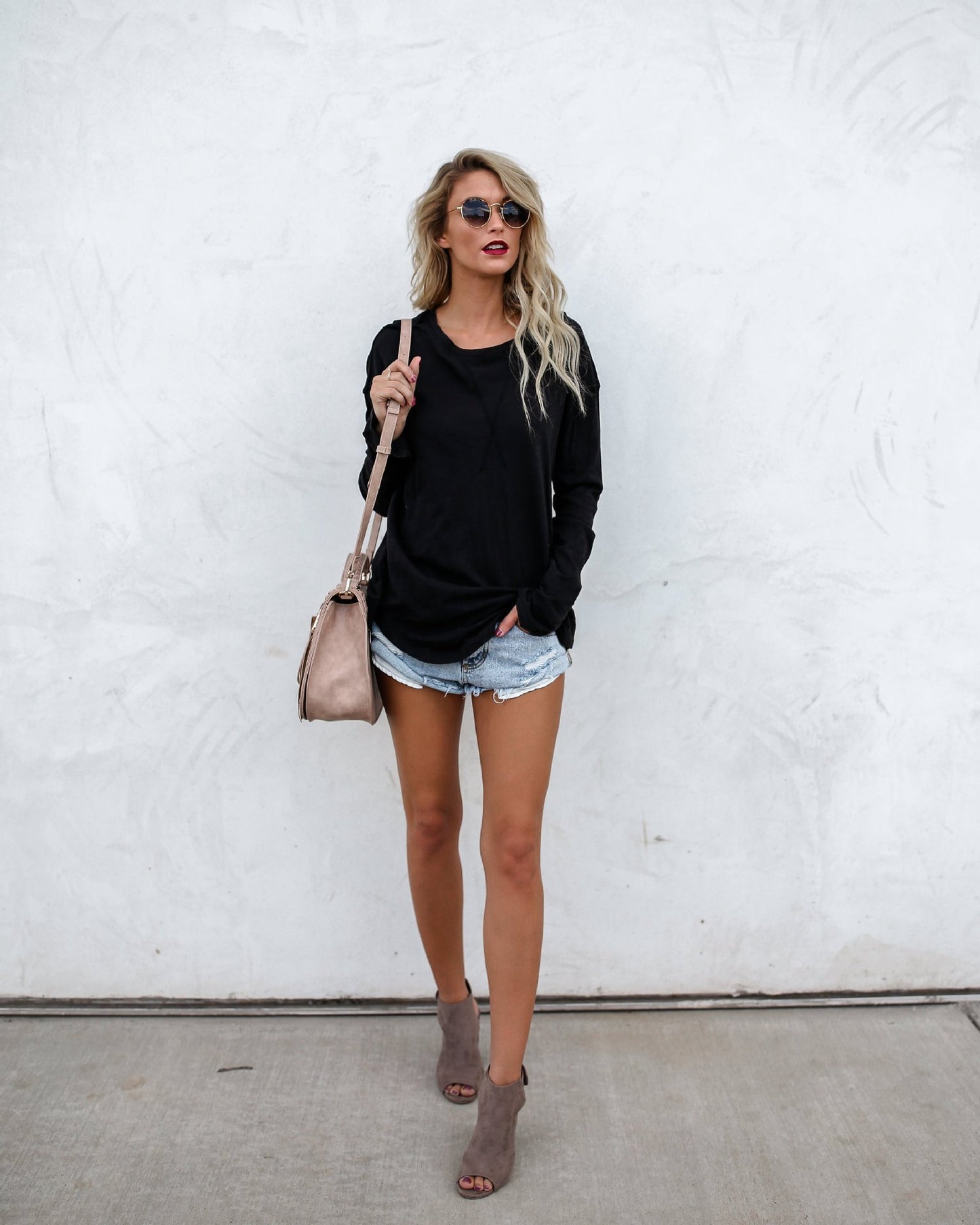 Trendy Women's Long Sleeve T-Shirt in Solid Colors